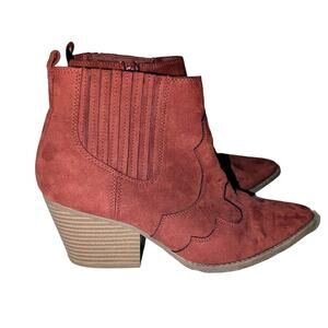 Women's Kaari Blue Charlie Red Faux Suede Zip-Up Booties 2.5 in heels Red Sz 7.5